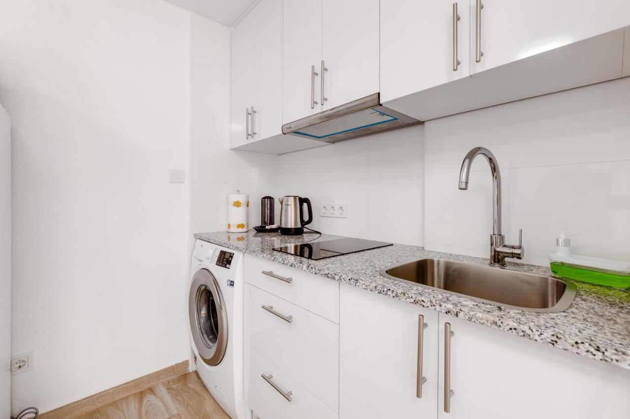 Cosy Studio Playa Del Cura ตอร์เรเวียคา ภายนอก รูปภาพ