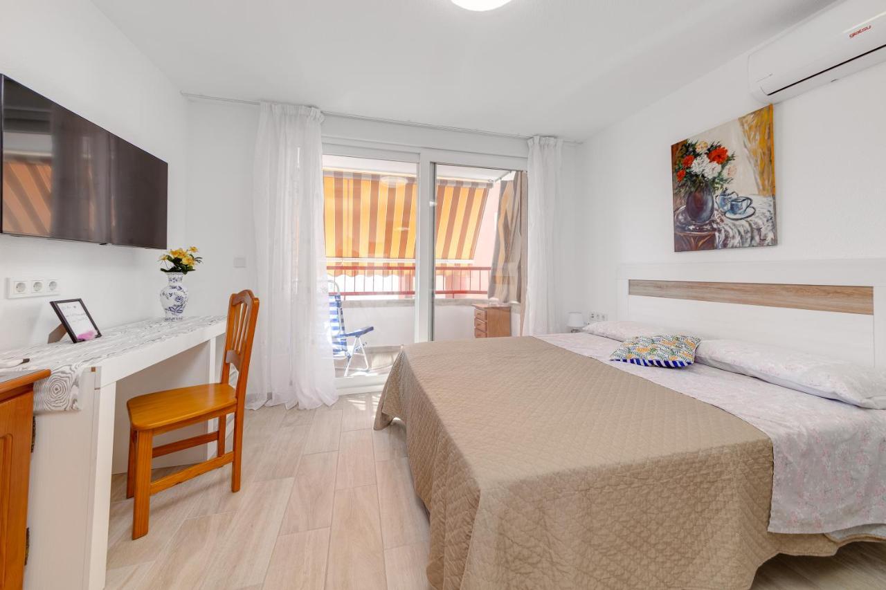 Cosy Studio Playa Del Cura ตอร์เรเวียคา ภายนอก รูปภาพ