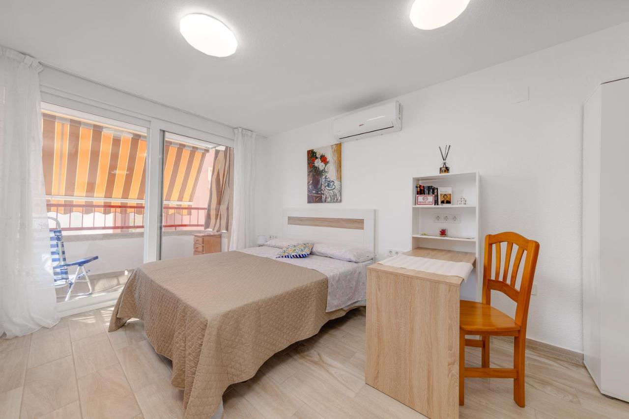 Cosy Studio Playa Del Cura ตอร์เรเวียคา ภายนอก รูปภาพ